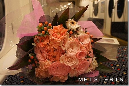 東京ディズニーシー ホテルミラコスタにてプロポーズ プロポーズフラワーの花束プレゼント マイスタリン花の社長日記
